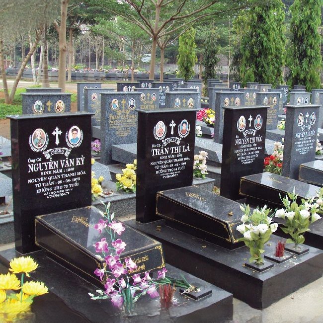 Mộ Đá Hoa Cương (GRATINE)