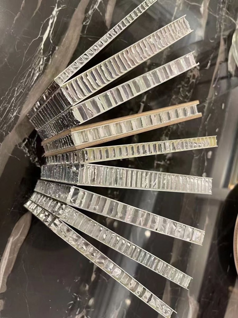 Kích thước của tấm nhôm tổ ong