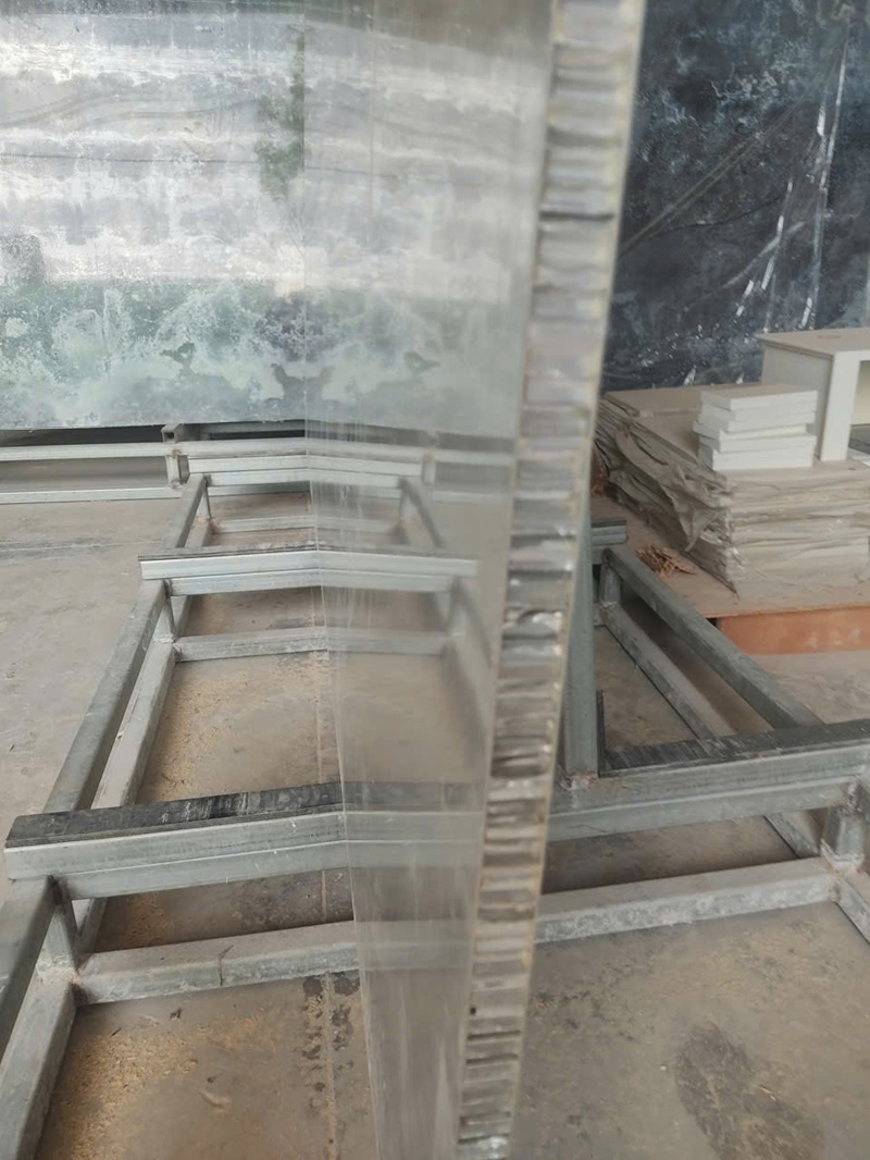 Tấm nhôm tổ ong độ dày 20mm