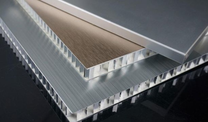 Ở Kim Phúc Gia, nhôm tổ ong 10mm có đa dạng màu sắc